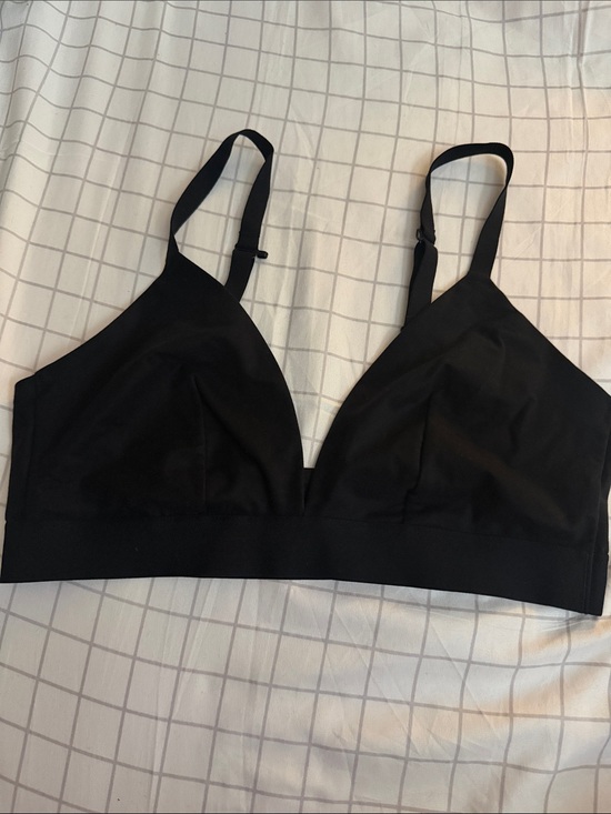 Auden Other - Auden Black Wireless Bralette - Simple Support
